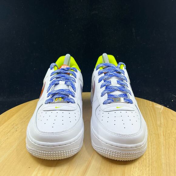 Nike Air Force 1 LV8 (GS) DQ7767-100 White Sneakers Sz 6.5Y - Women’s Sz 8 - Picture 2 of 10